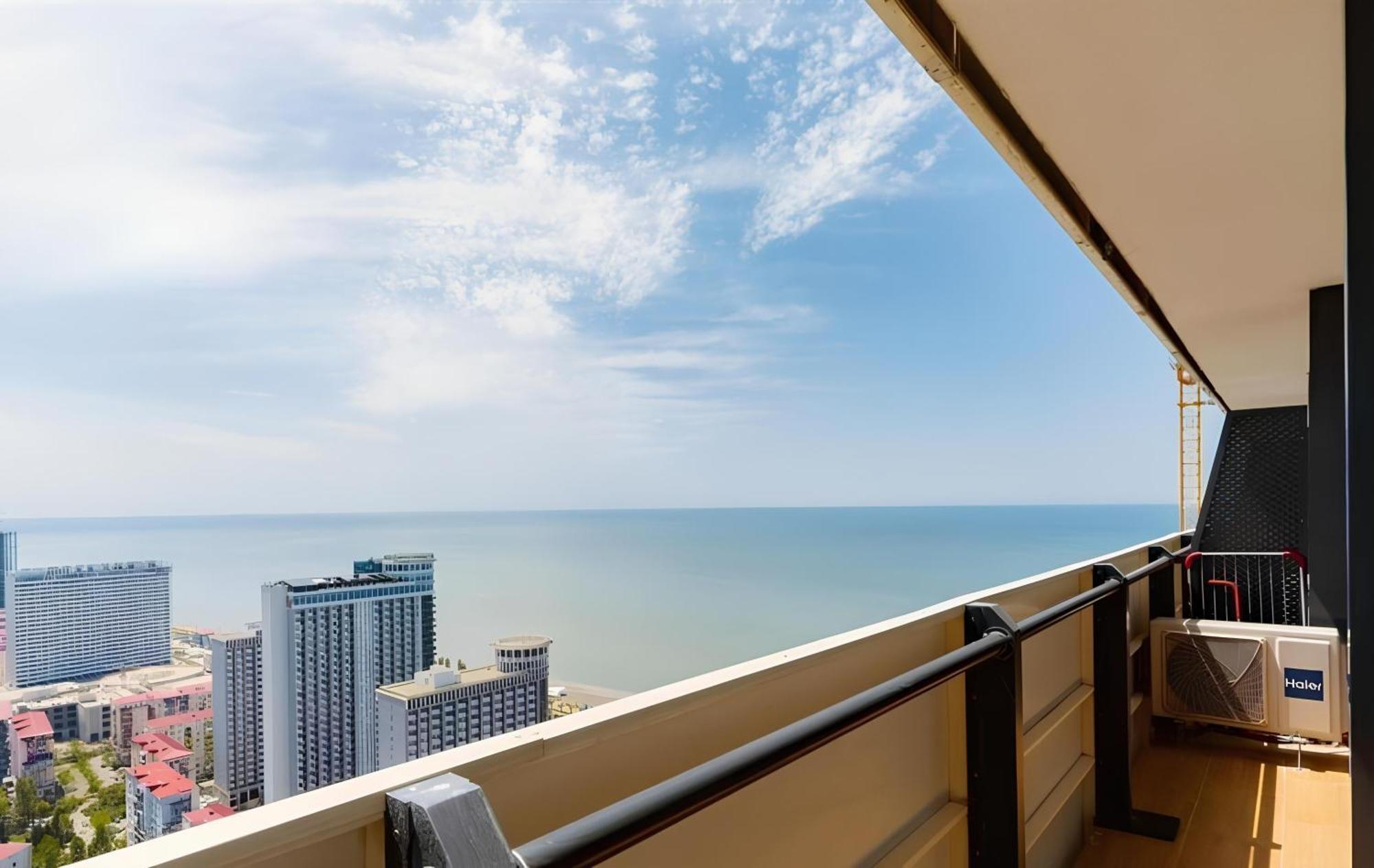 Panorama Seaview Batumi Lux Orbi City Екстер'єр фото